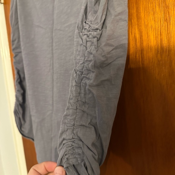 Universal Thread Sleeveless Gray Muscle Tee - Picture 3 of 4